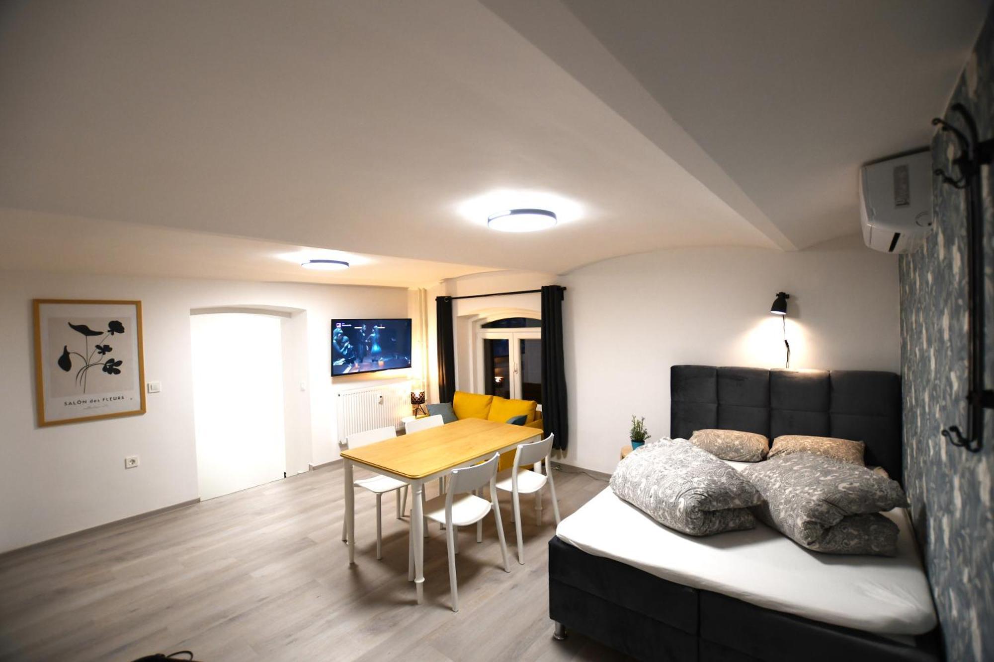 The Maze Apartment Ljubljana Eksteriør bilde