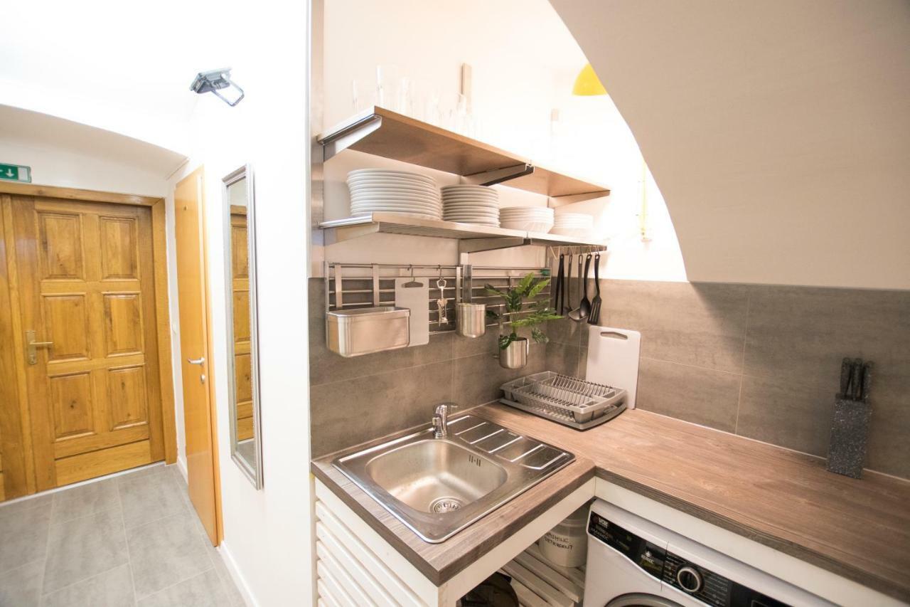 The Maze Apartment Ljubljana Eksteriør bilde